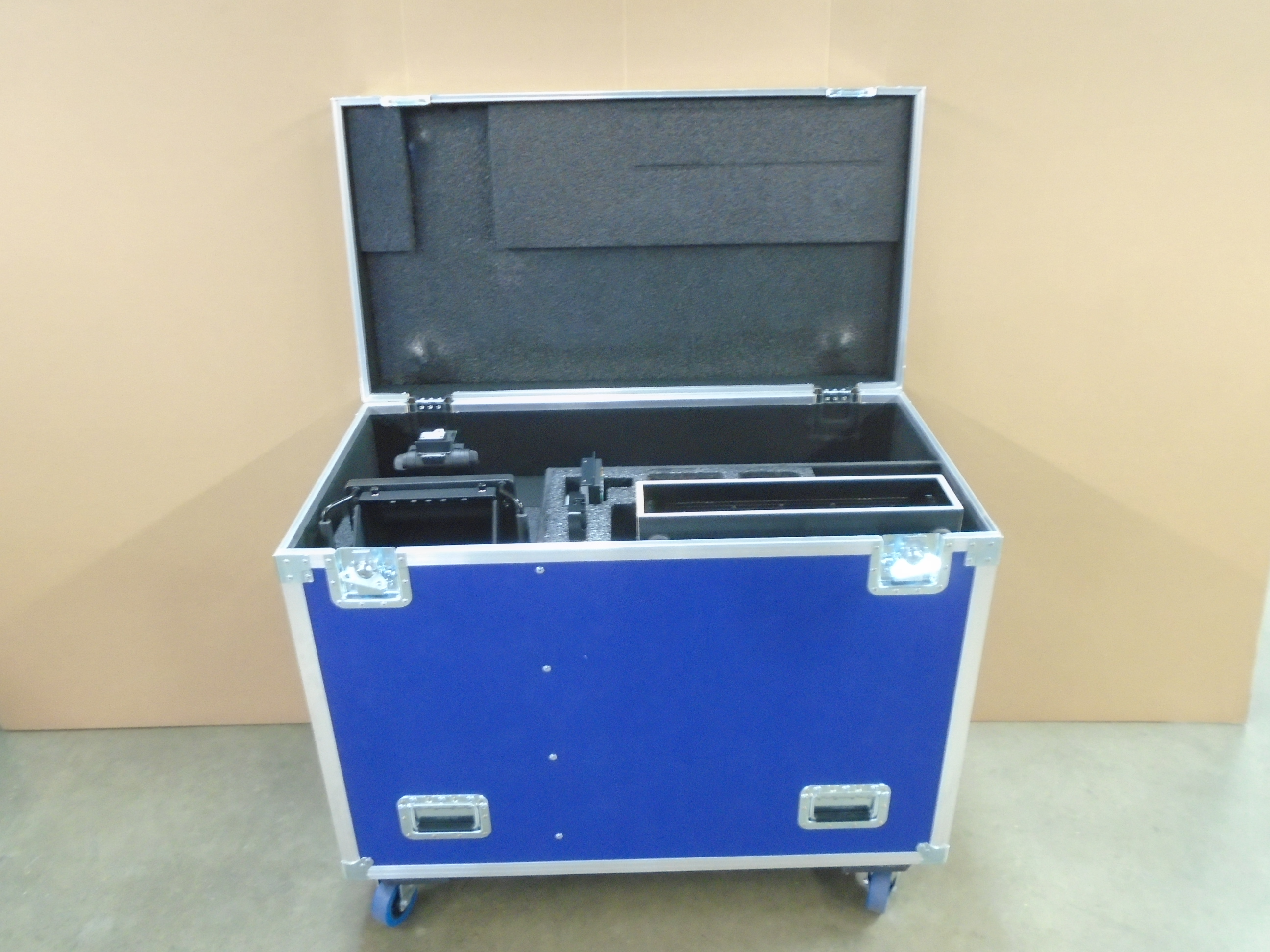 Print # 9028 - Custom Tall Base Road Case for Panasonic AK-UC4000GSJ Kit, Truck Pack Design By Nelson Case Corp