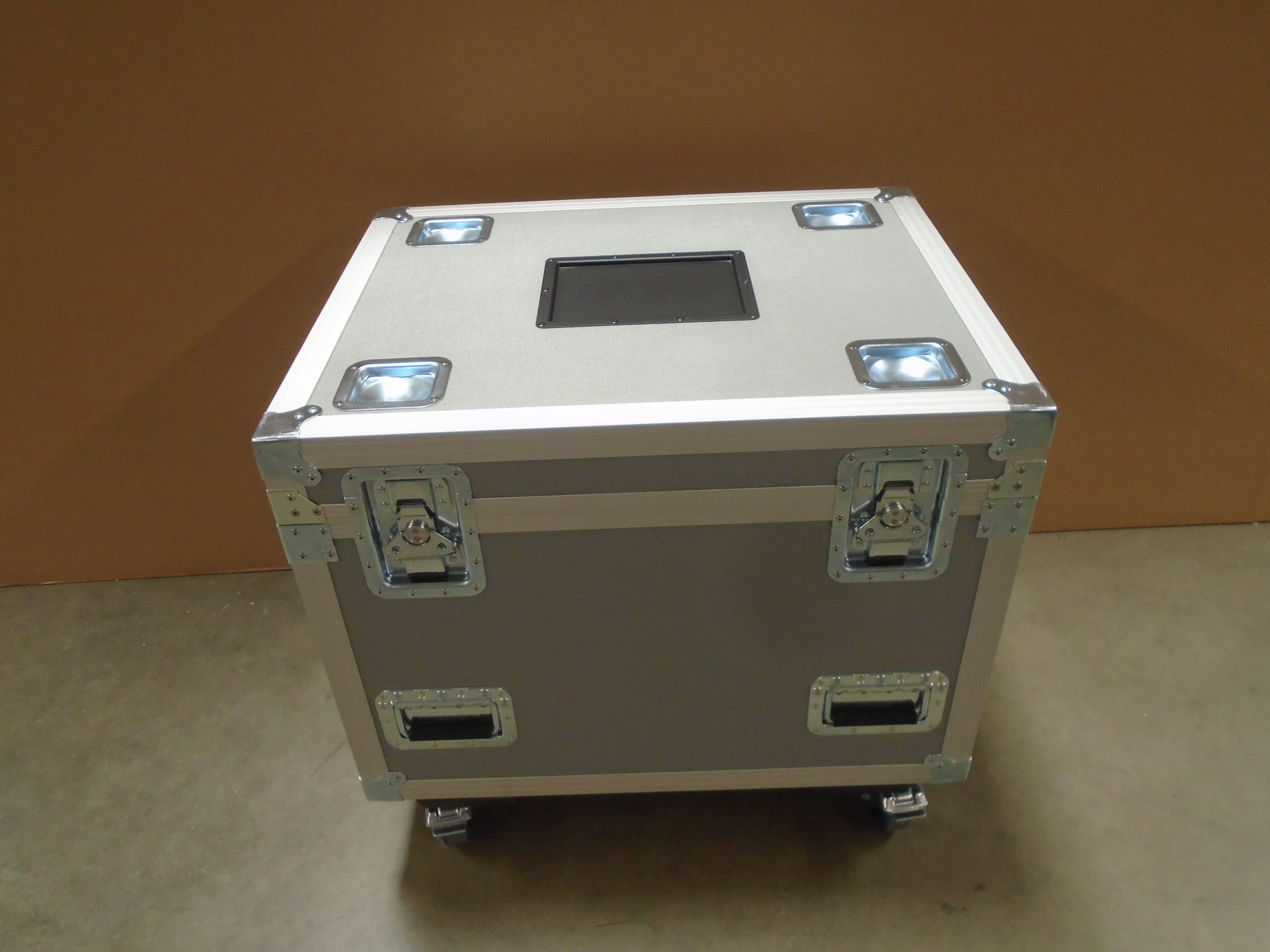 Print # 9038 - Custom Road Case for 6-Pack JBL AC18 Speaker Kit By Nelson Case Corp