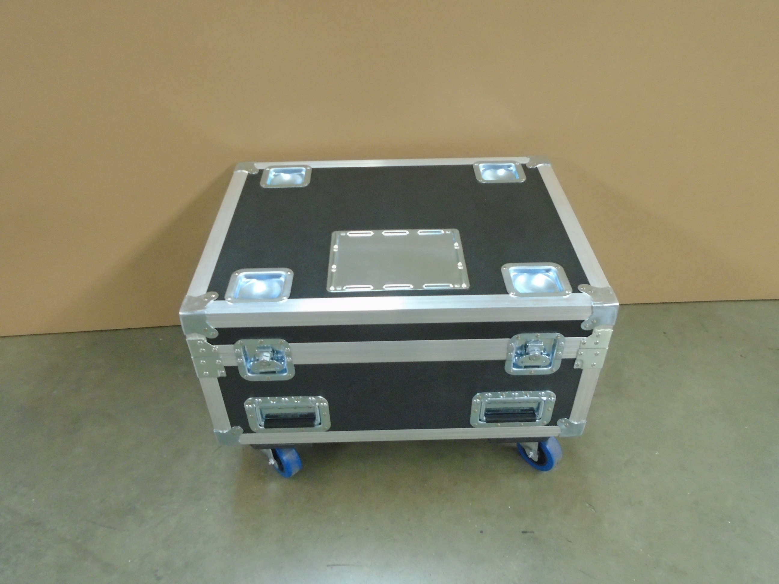 Print # 9101 - Custom Road Case for Panasonic PT-MZ13KU 3LCD Solid Shine Laser Projector By Nelson Case Corp