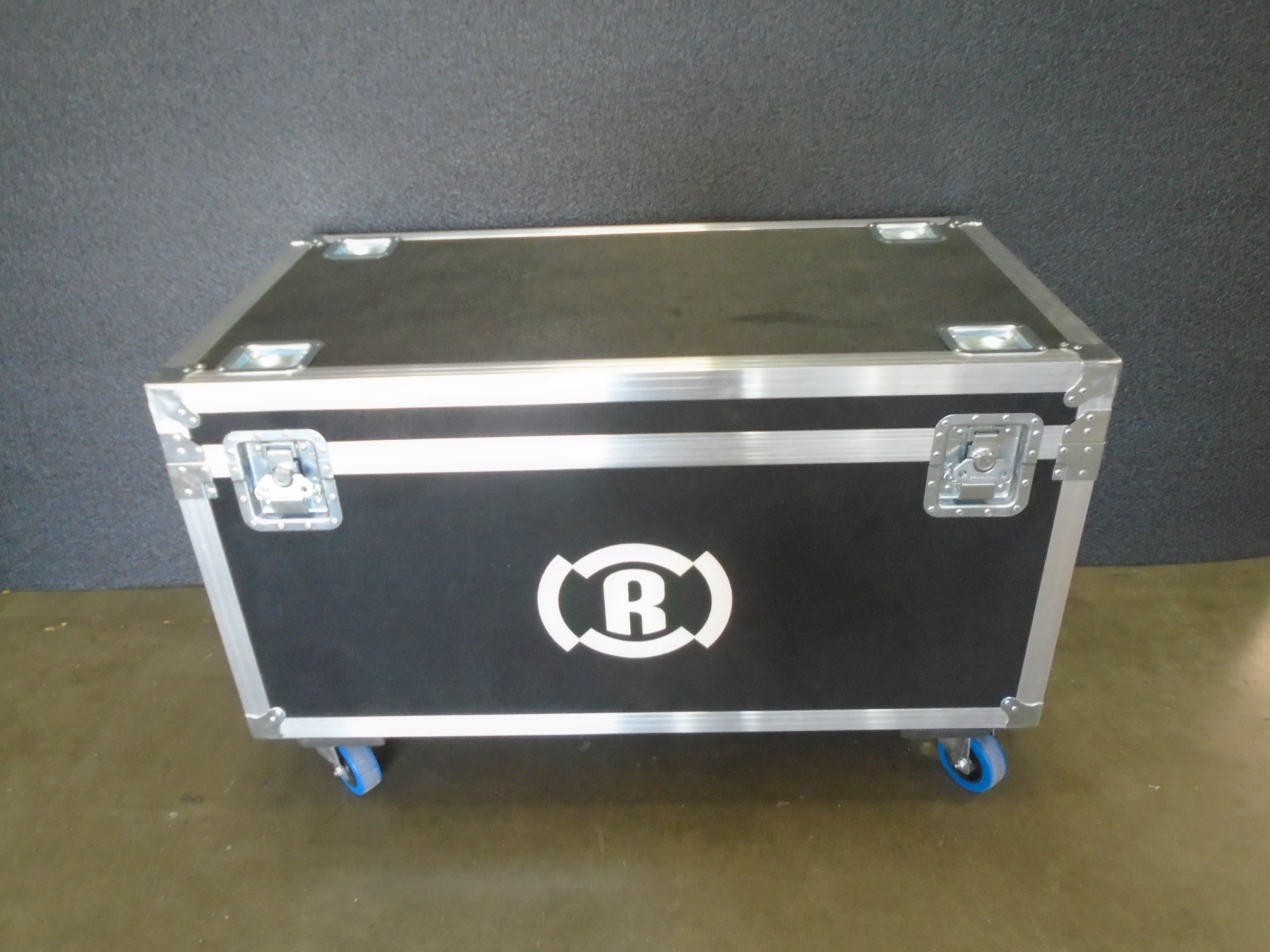 Print # 9261 - Tall Base Road Case for 6-Pack Elation Professional SIXBAR 1000 Lighting Kit with Accessories Compartment By Nelson Case Corp