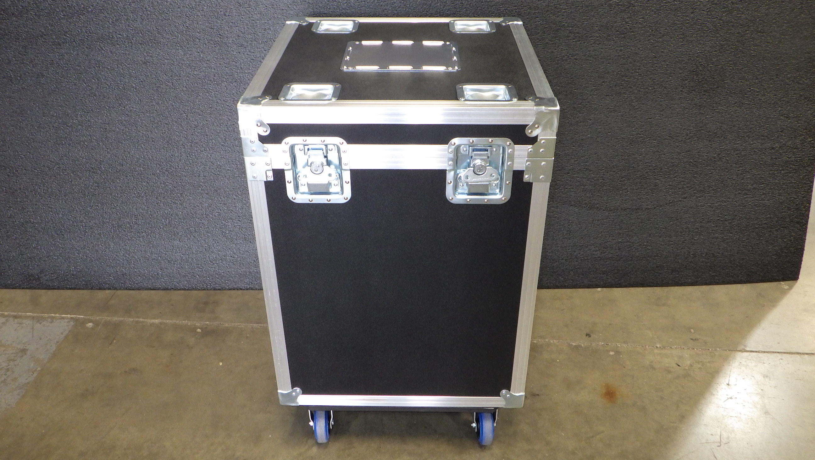 Print # 9753 - Tall Base Road Case for 2-Pack Ayrton Diablo Moving Head Lighting Kit with Sip Inserts By Nelson Case Corp
